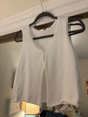 Sleeveless V-Neck White Women's Tank Top